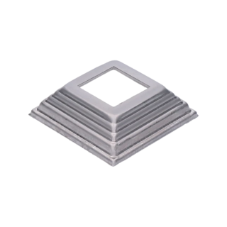 Krytka plechová, 100 x 100 x 29 mm, díra: 42 x 42 mm